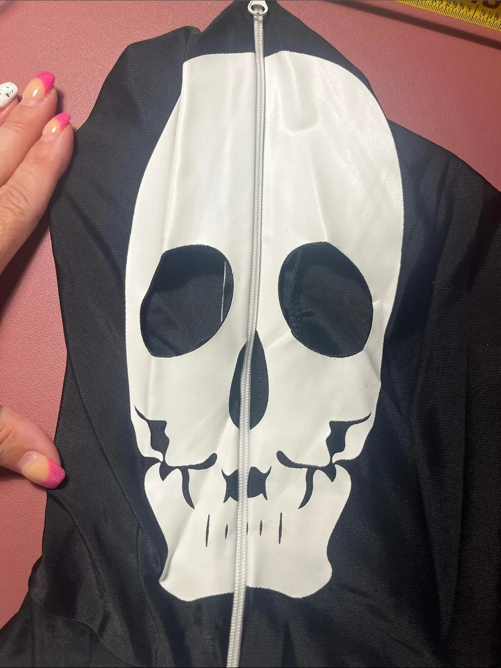 Black & White Skeleton Kids Costume Bodysuit NWOT GLOWS IN THE DARK